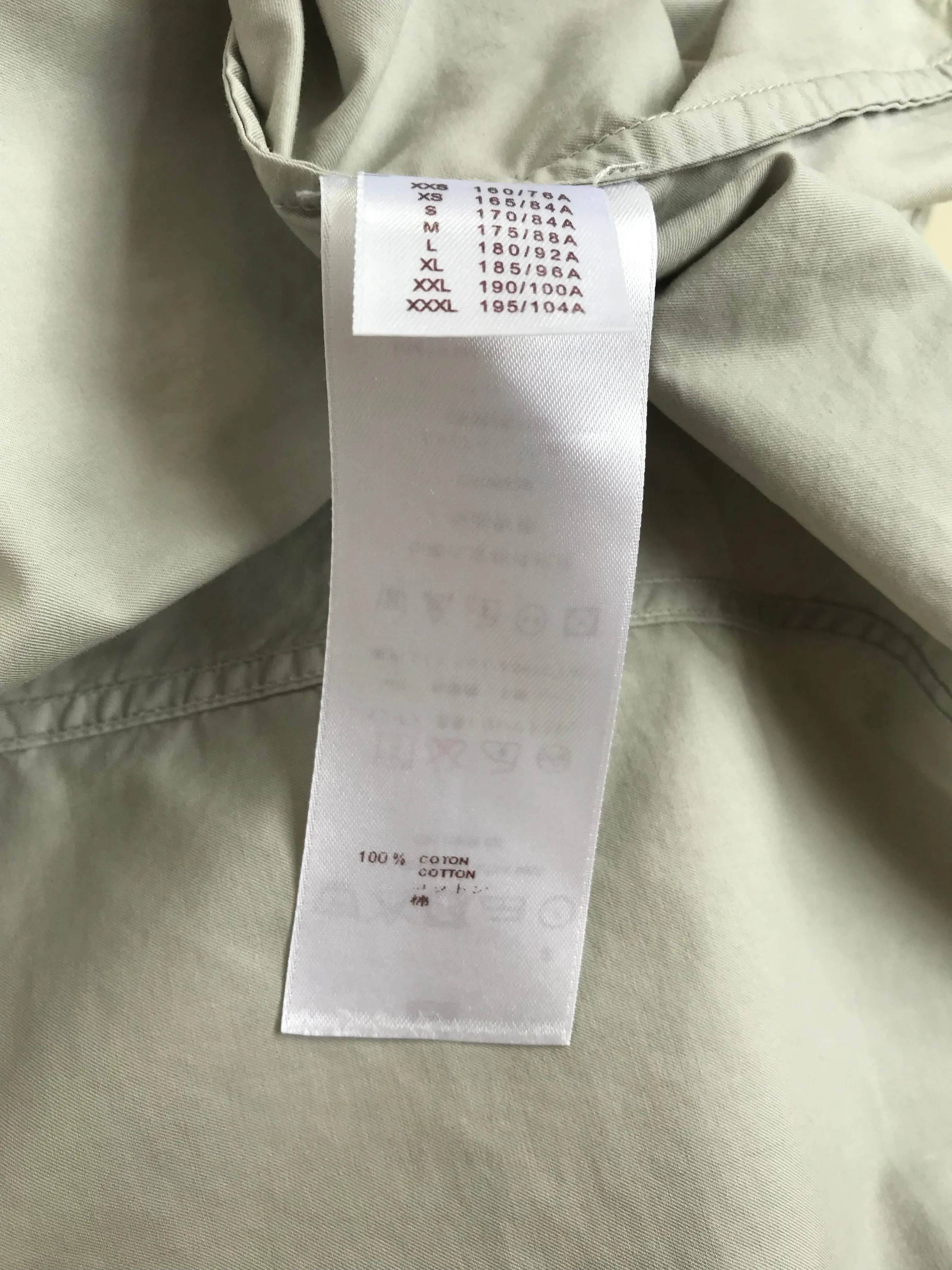 Articles de Voyages Long Sleeve Shirt