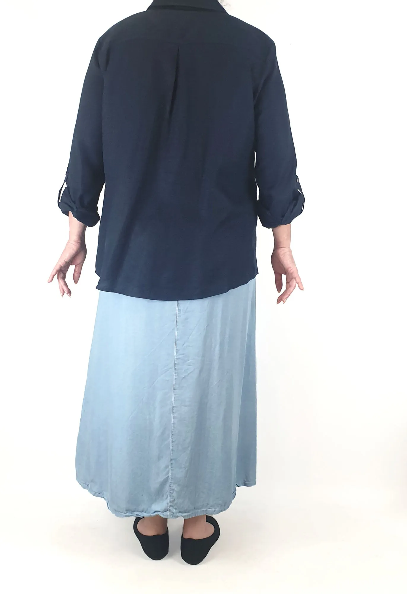Blue Illusion navy linen top size 3L (best fits 16-18)