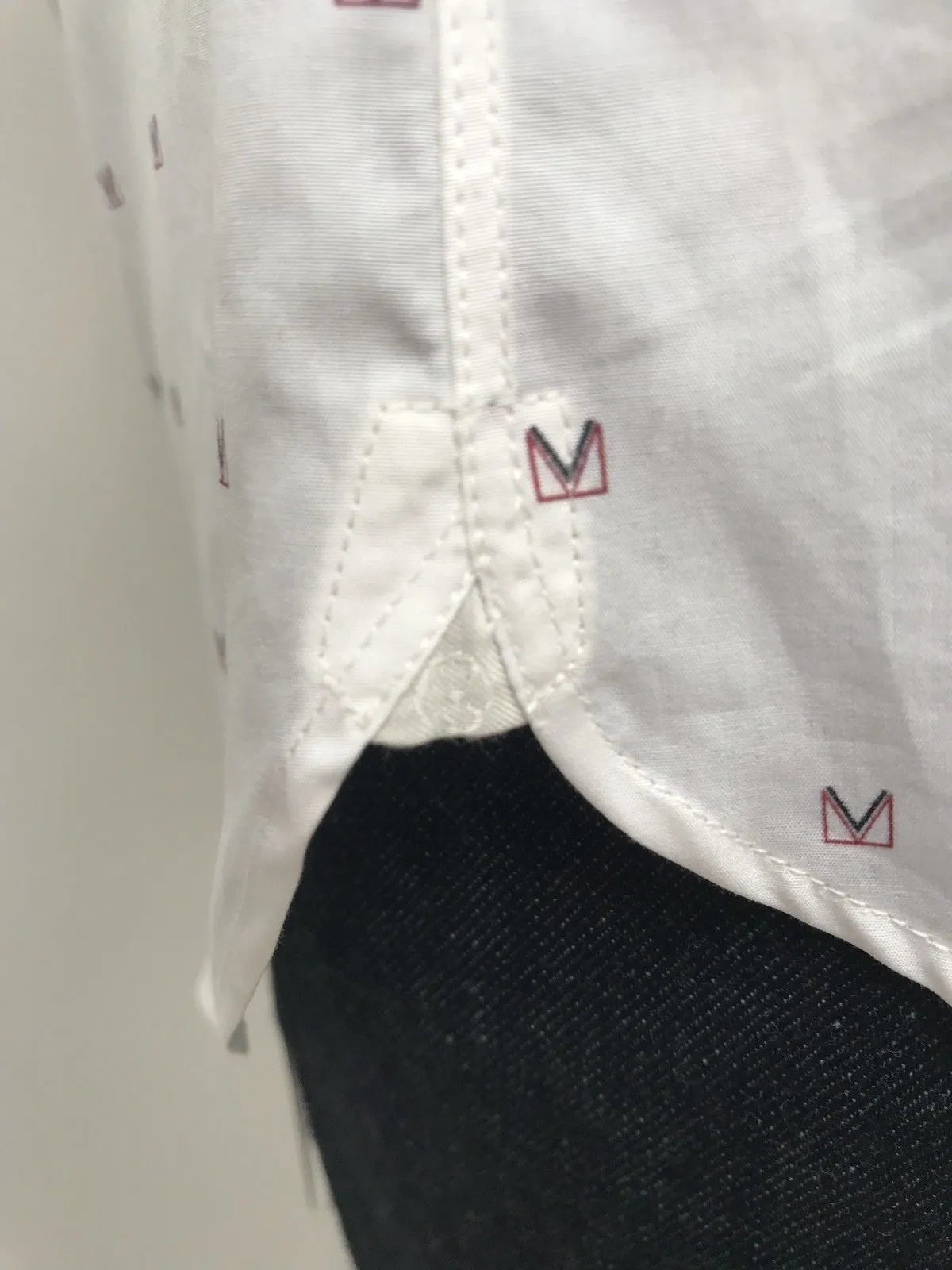 Classic V Printed Shirt