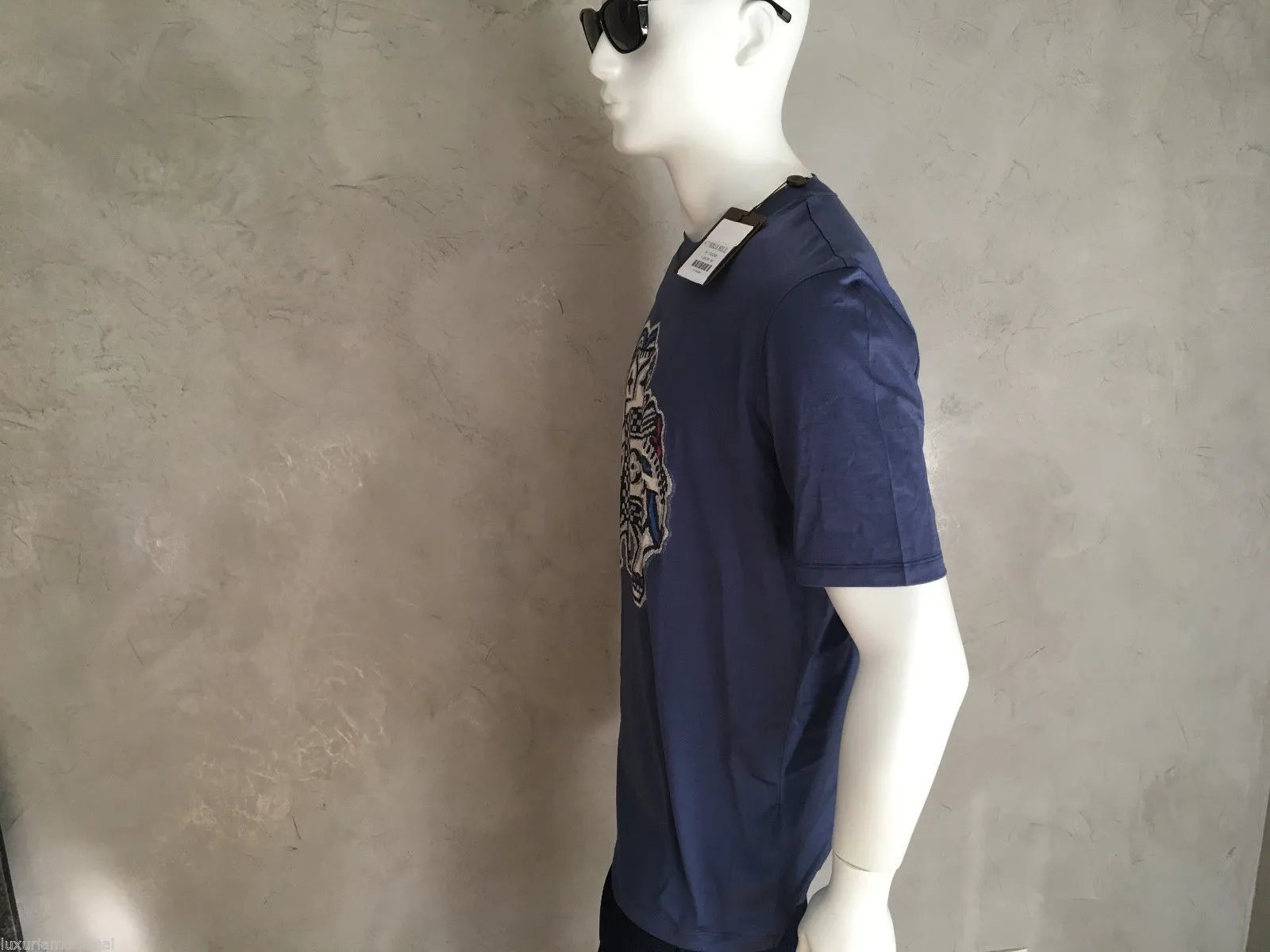 Elephant Tee-Shirt