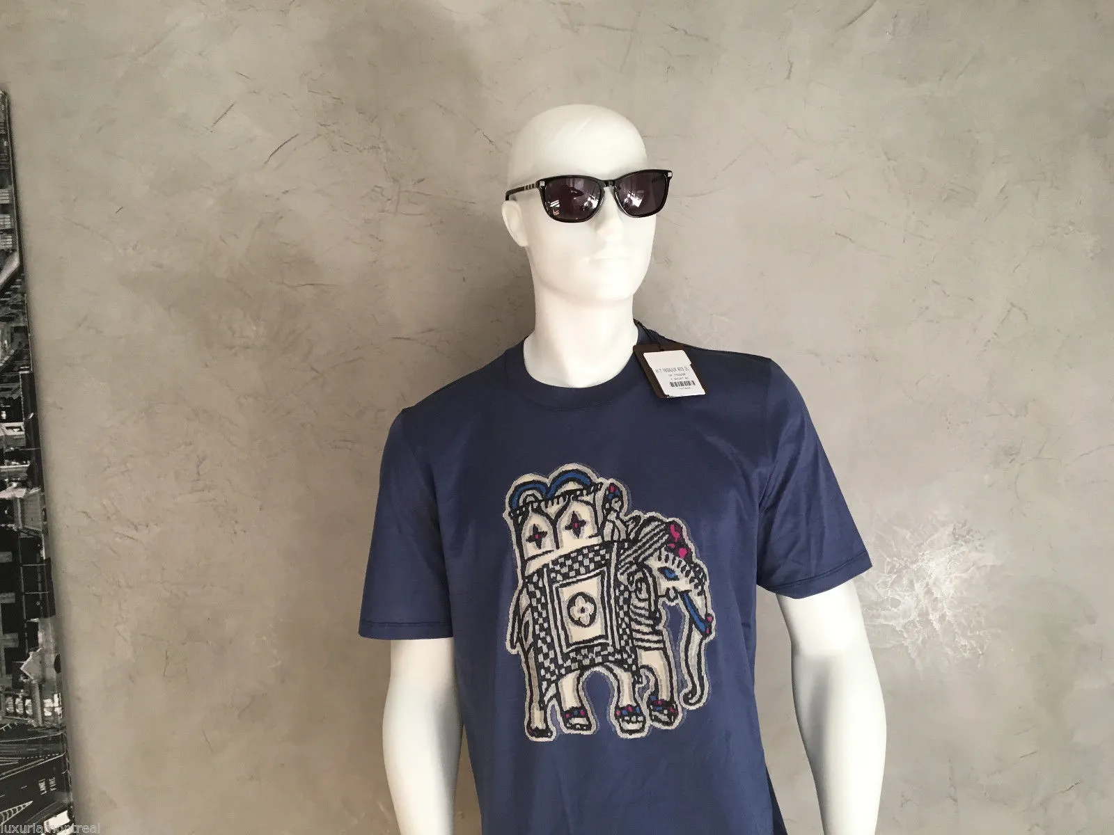 Elephant Tee-Shirt