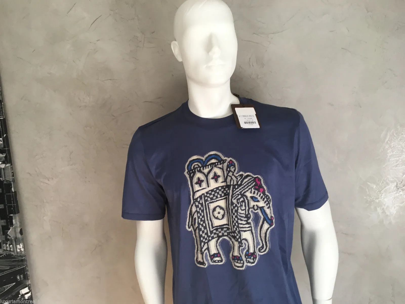 Elephant Tee-Shirt