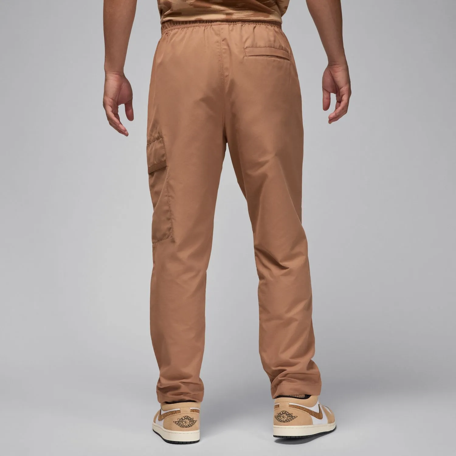 Essential Woven Pant - Mens