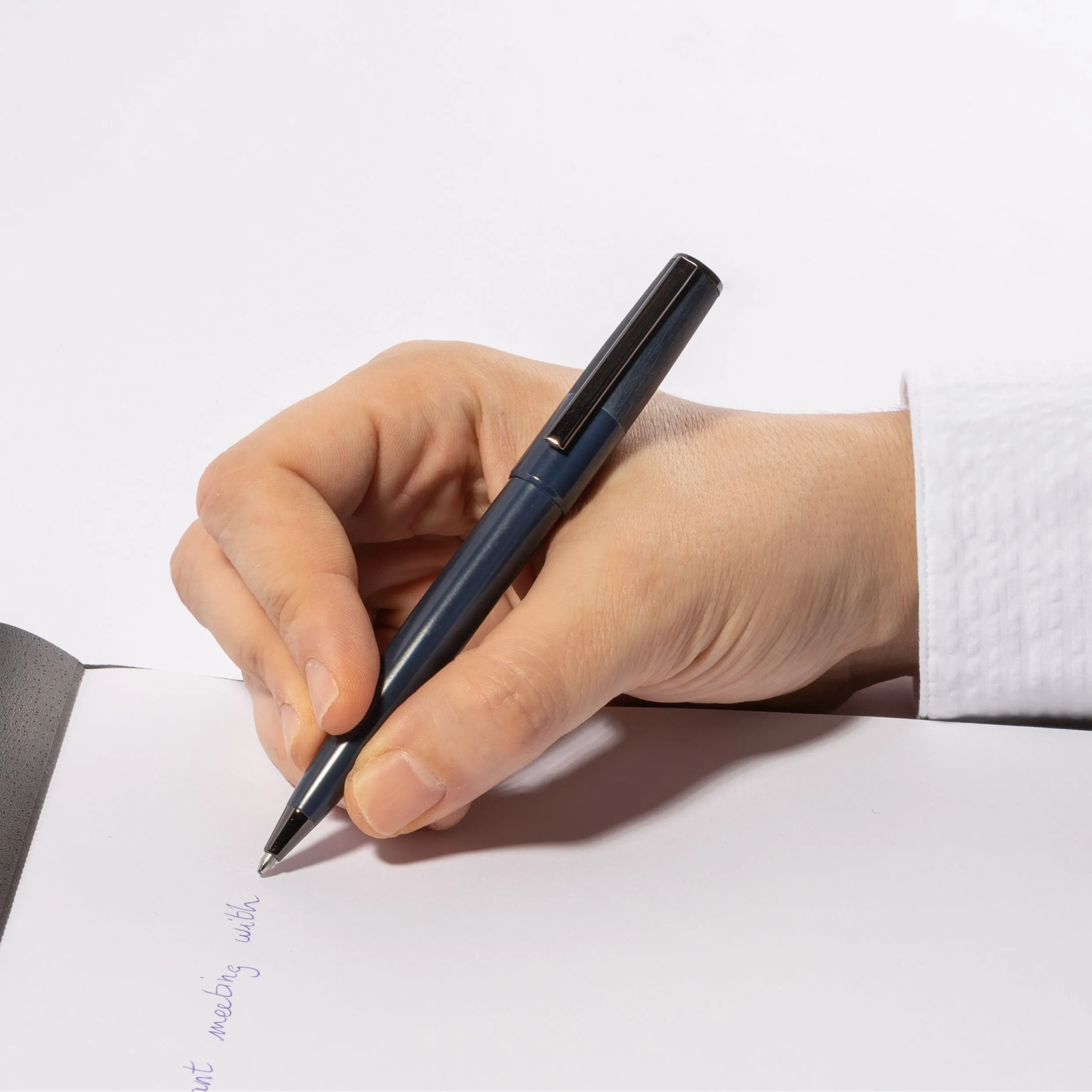 HUGO BOSS HSN1894N-Ballpoint pen Gear Minimal All Navy