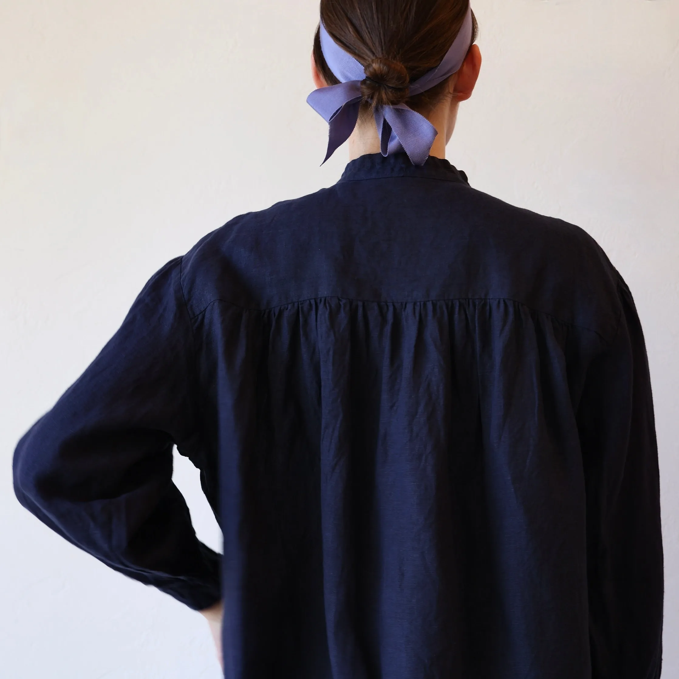 Ichi Antiquités Linen Blouse - Navy