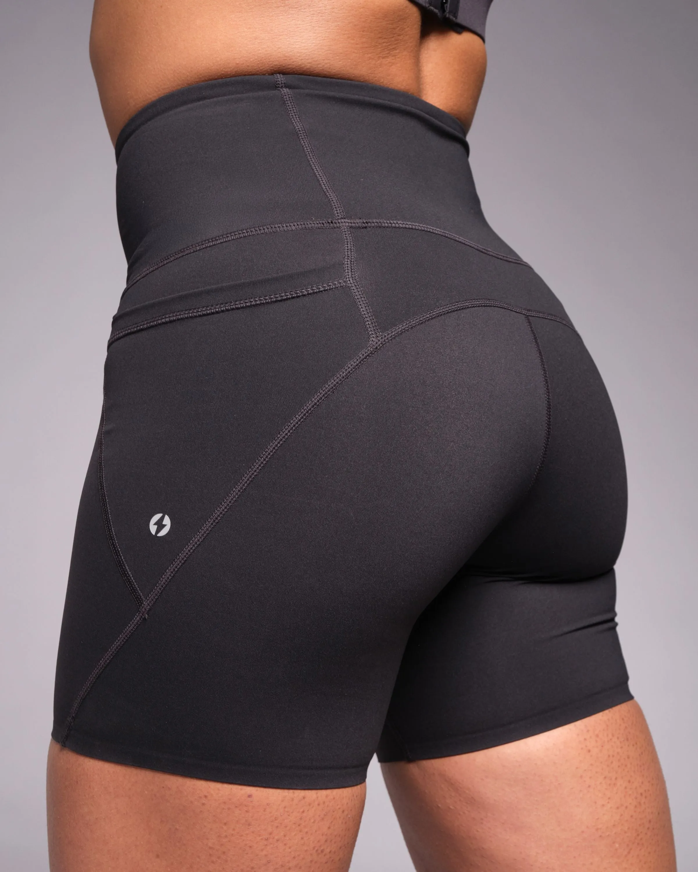 Sculpt High-Waisted 7" Shorts Black