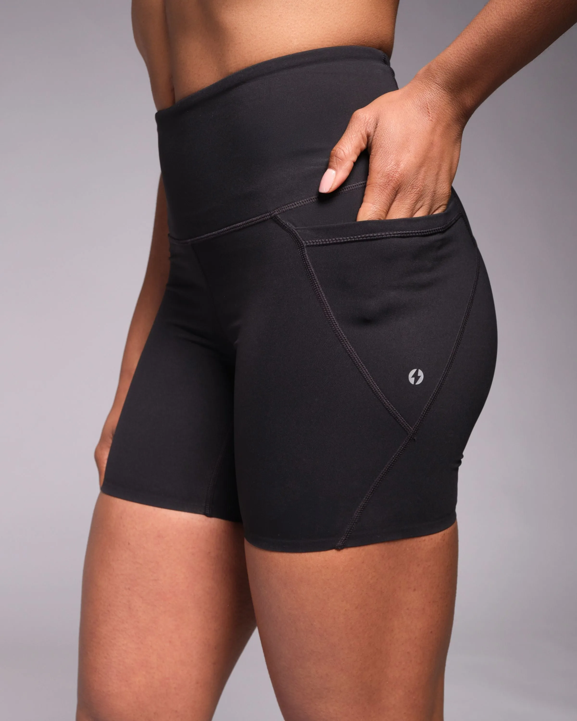 Sculpt High-Waisted 7" Shorts Black