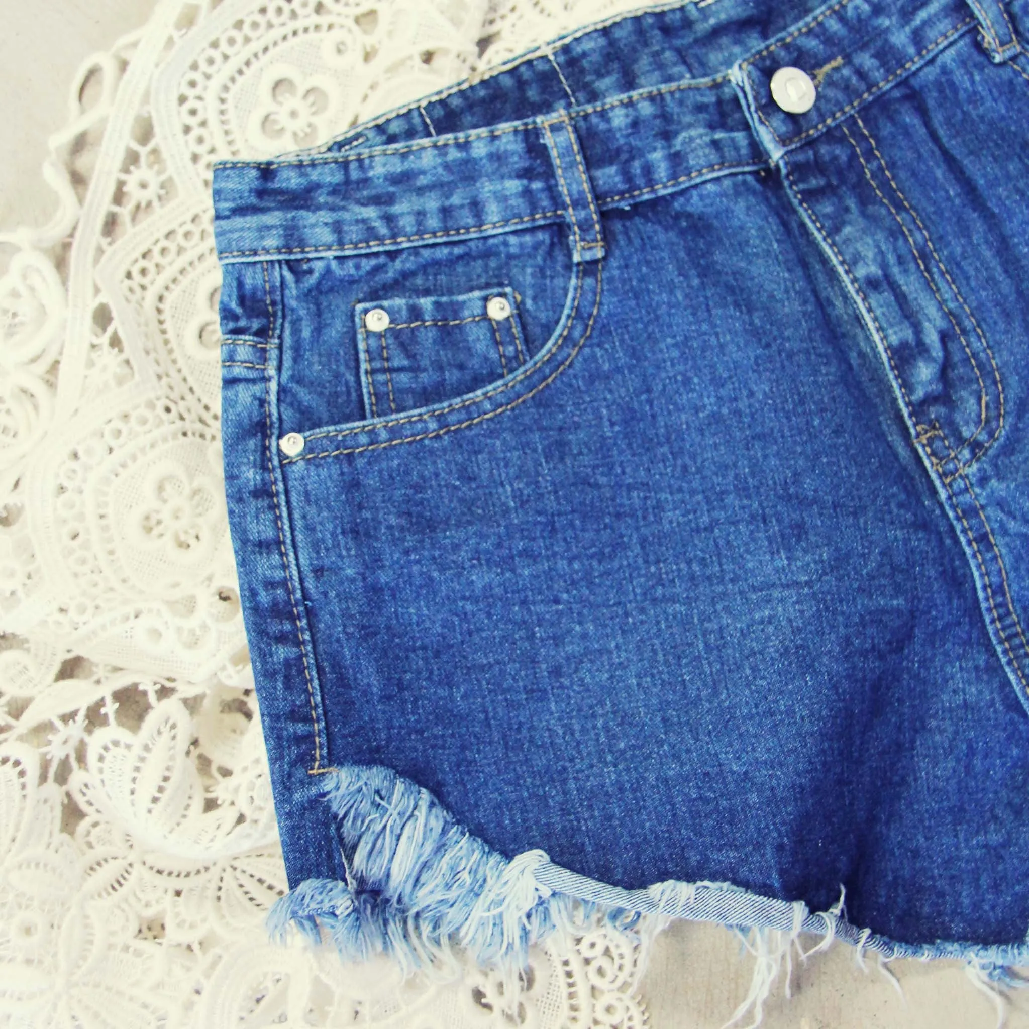 Spool High-Waisted Shorts